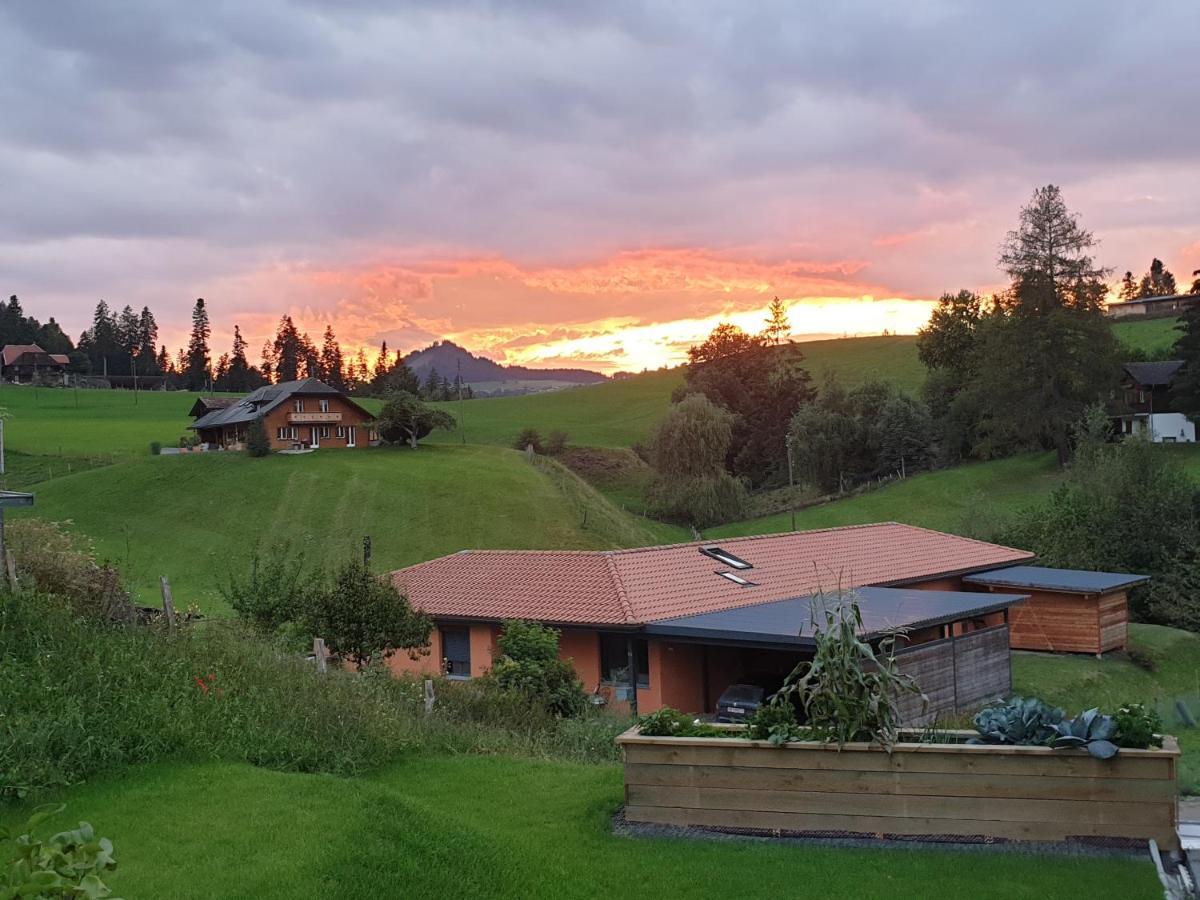 Gantrisch Lodge Ruschegg ภายนอก รูปภาพ